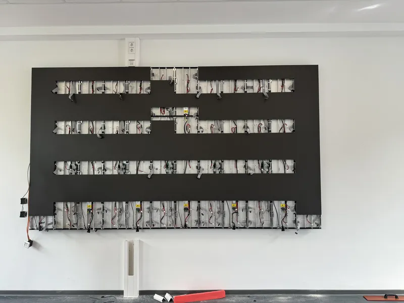 Konferenzraum LED Display — Montage