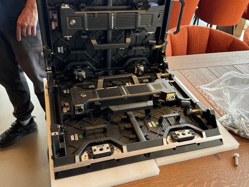 Indoor Restaurant Berlin 1