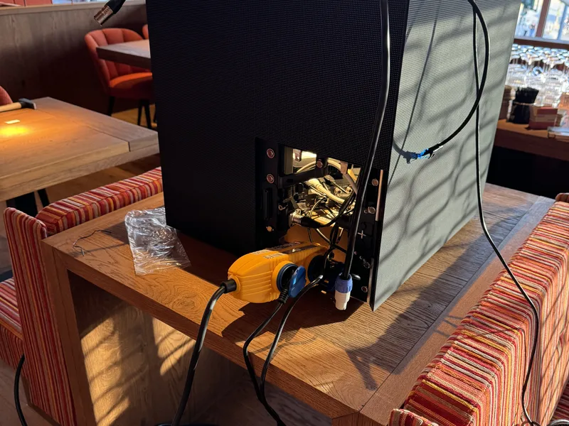 Indoor Restaurant Berlin 3